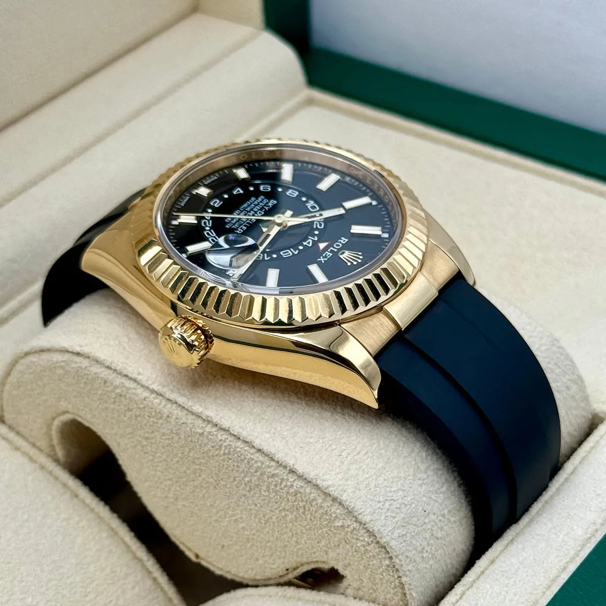 Rolex Watch Sky Dweller For Men 326238