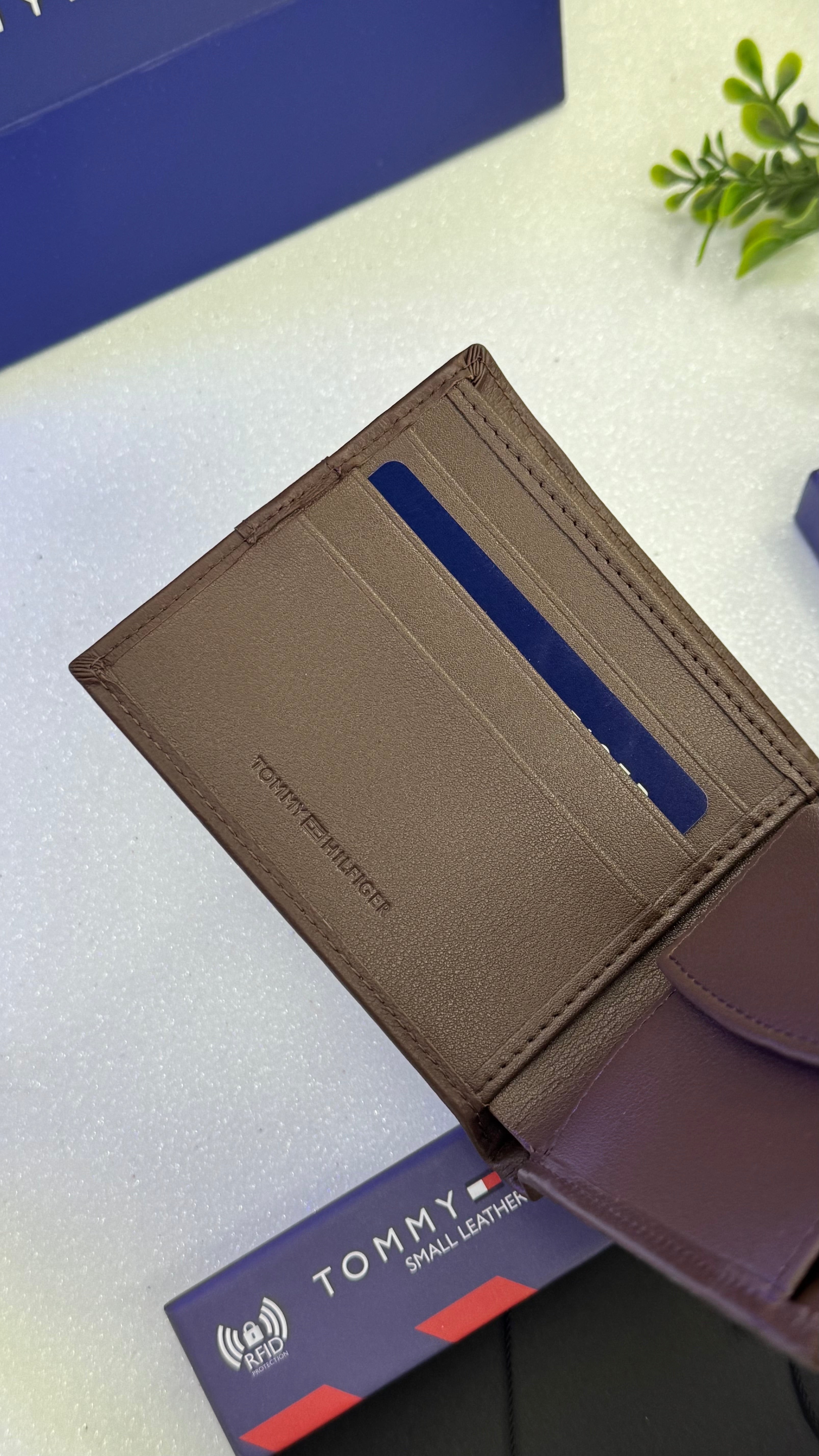 Tommy wallet.101