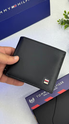 Tommy wallet.100
