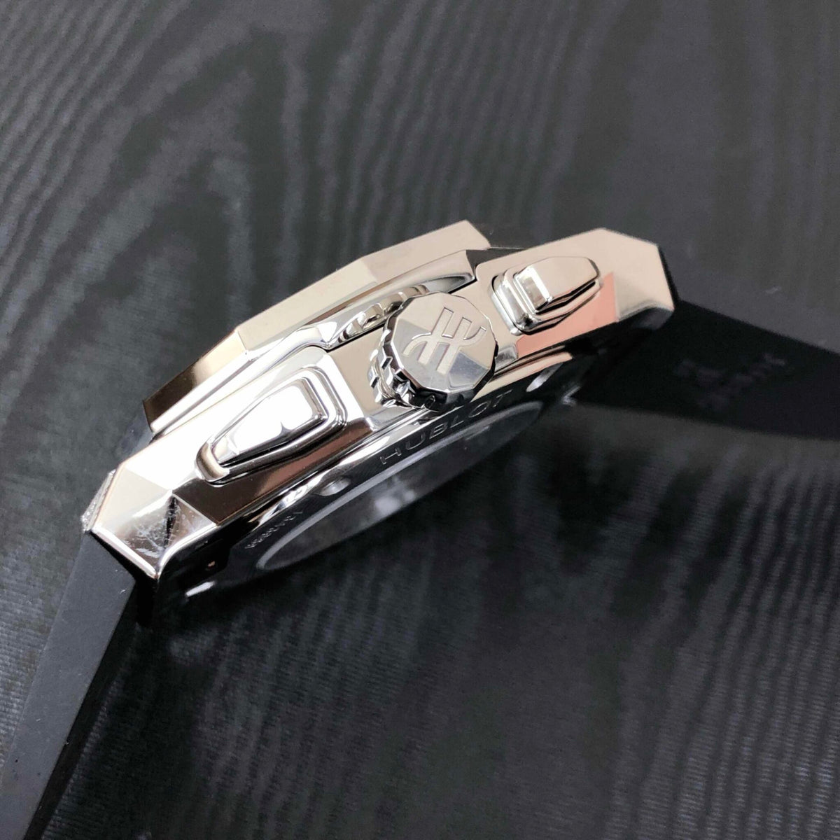 Hublot Classic Fusion Orlinski Mirror Watch - Black - image 9