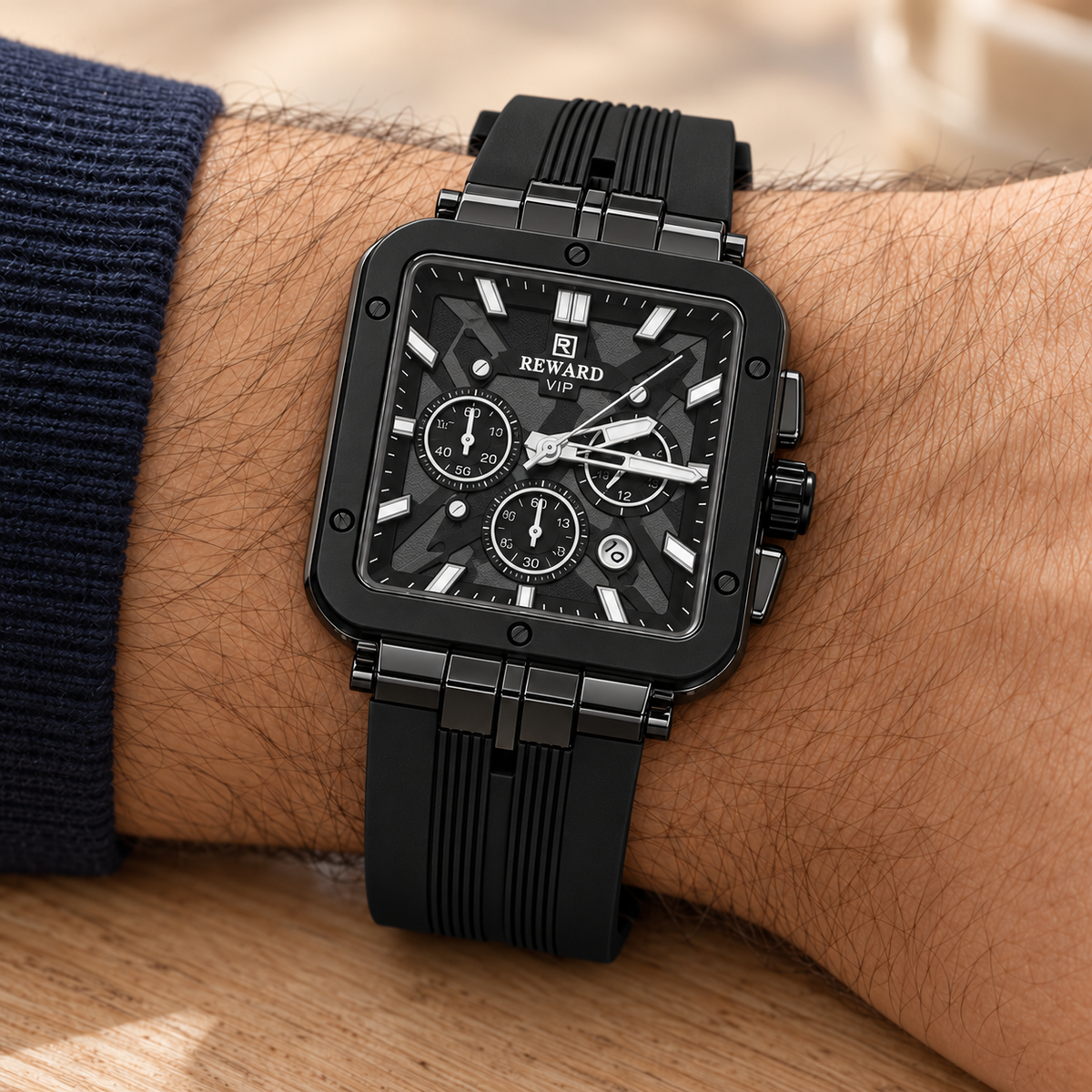 Men watch Reward RD833569M