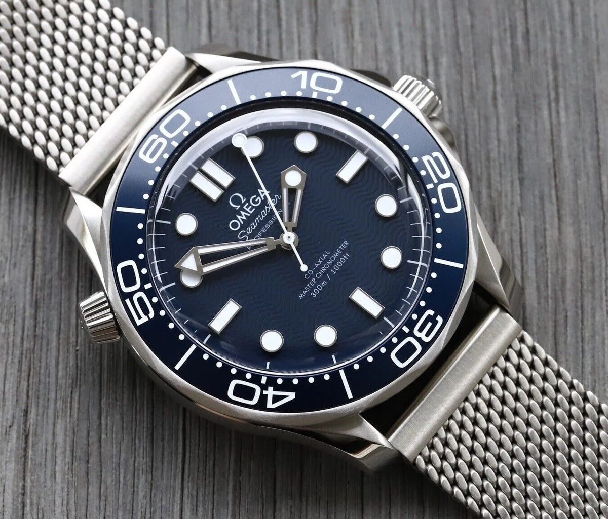 Omega Seamaster Mirror Original Watch for Men - Blue Dial, Silver Metal Strap - Image 2