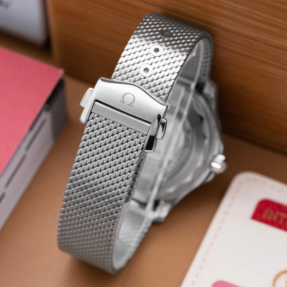 Omega Seamaster Mirror Original Watch for Men - Silver Dial, Silver Metal Strap - Image 4