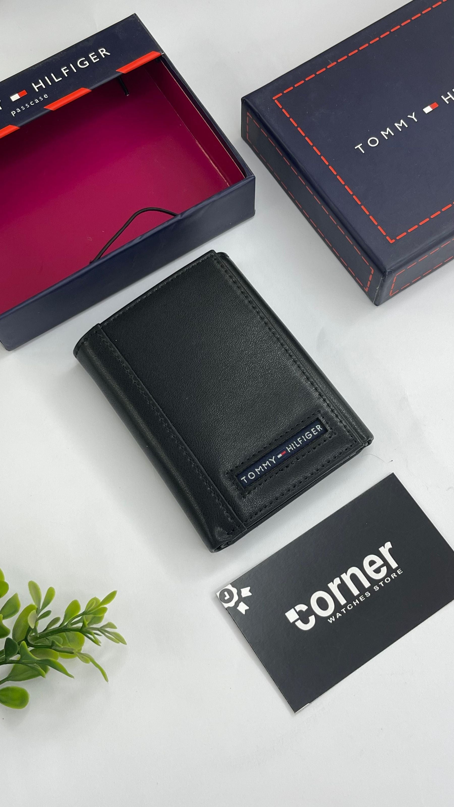 tommy hilfiger Wallet