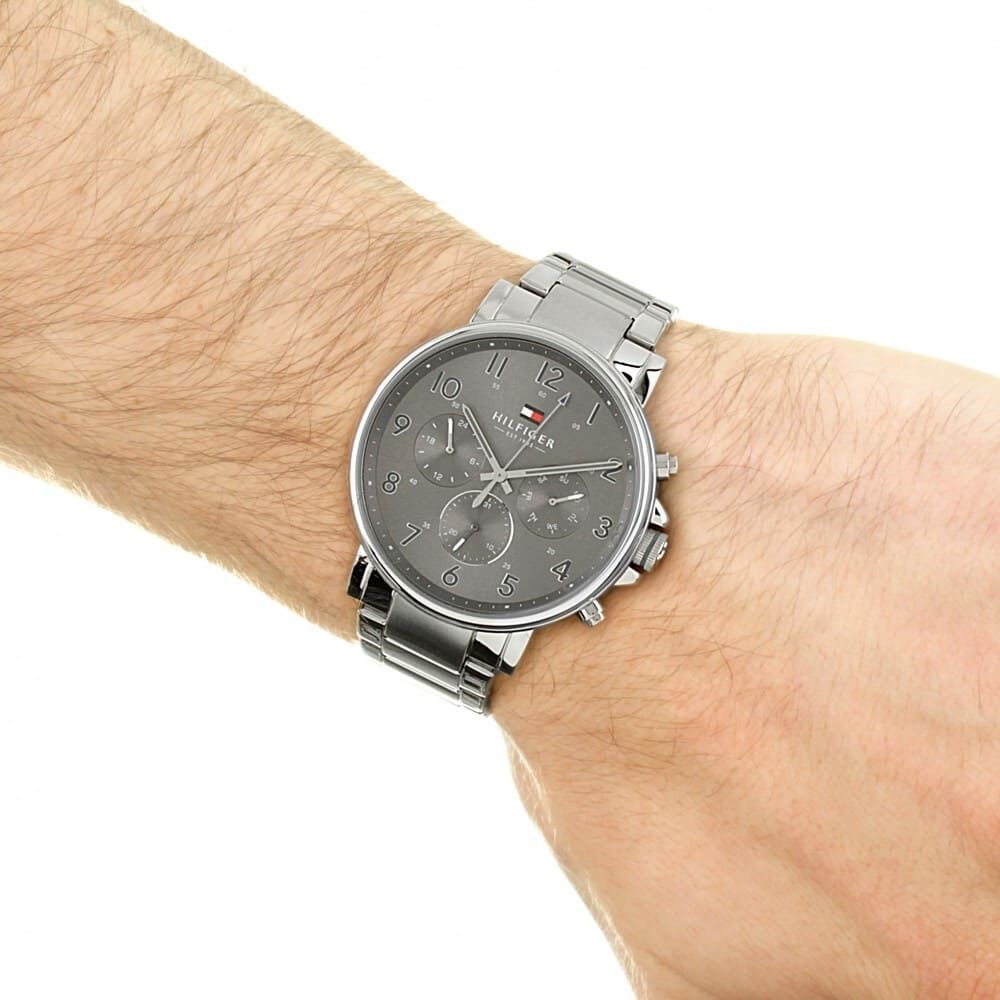 Tommy Hilfiger Watch For Men 1710382 - cornerwatchesstore