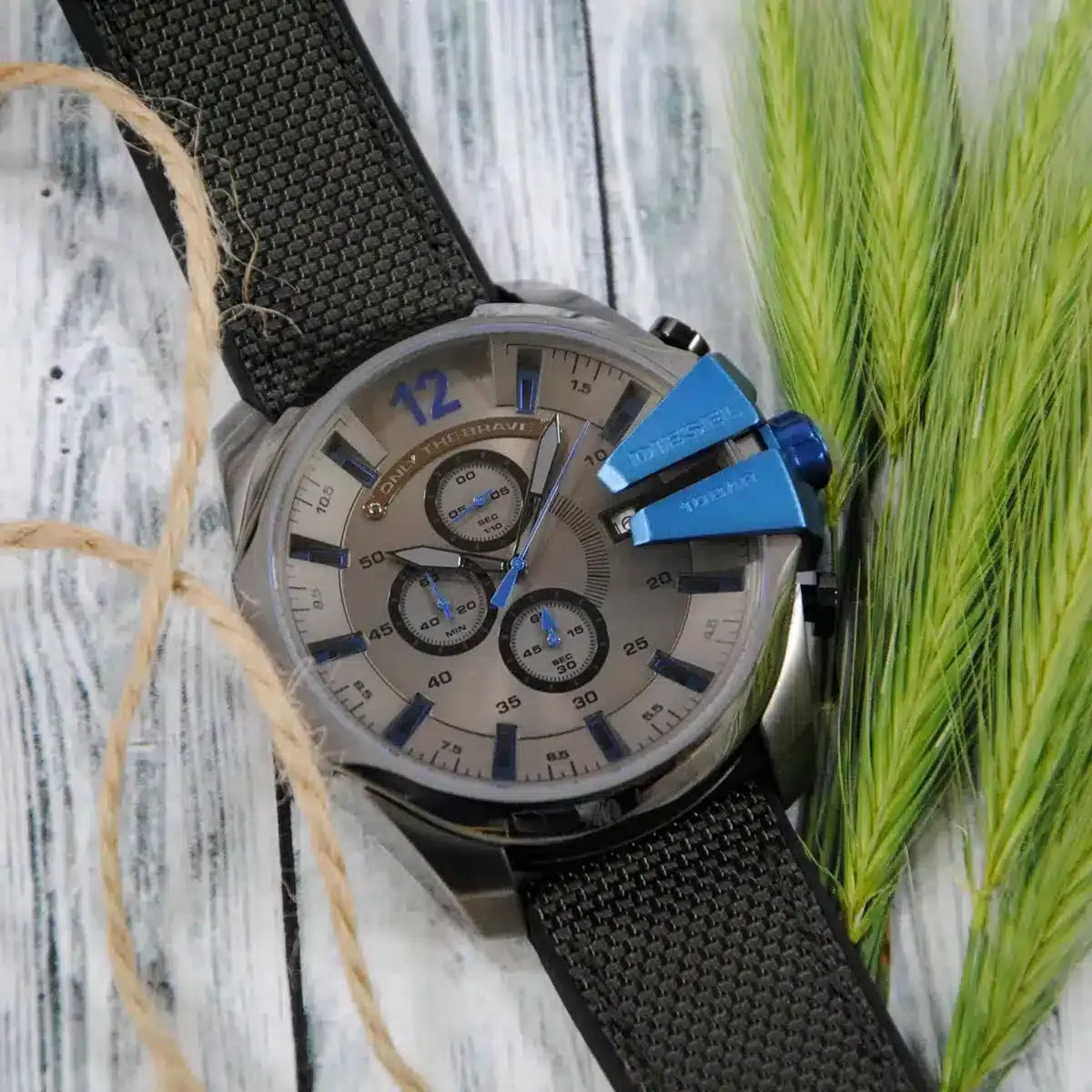 Diesel Watch For Men DZ4500