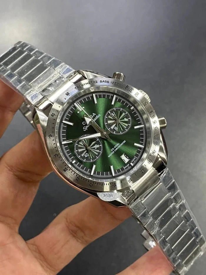 Omega Speedmaster Mirror Original Watch for Men - Green Dial, Silver Metal Strap - Image 2