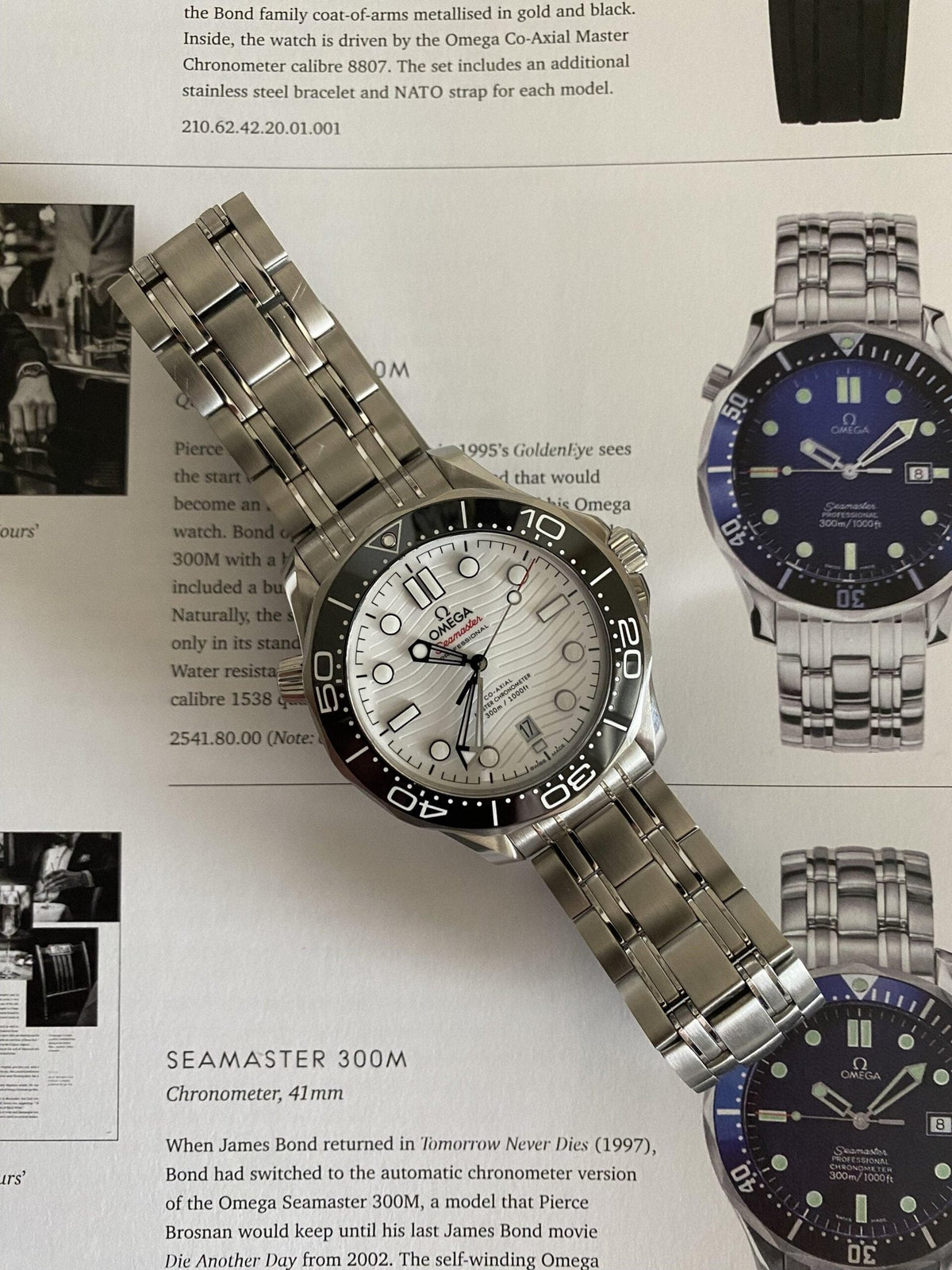 Omega Seamaster Mirror Original Watch for Men - White Dial, Silver Metal Strap - Image 8