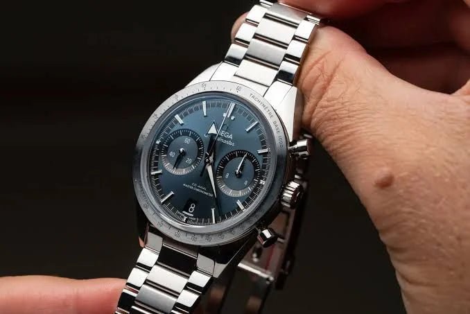 Omega Speedmaster Mirror Original Watch for Men - Blue Dial, Silver Metal Strap - Image 2