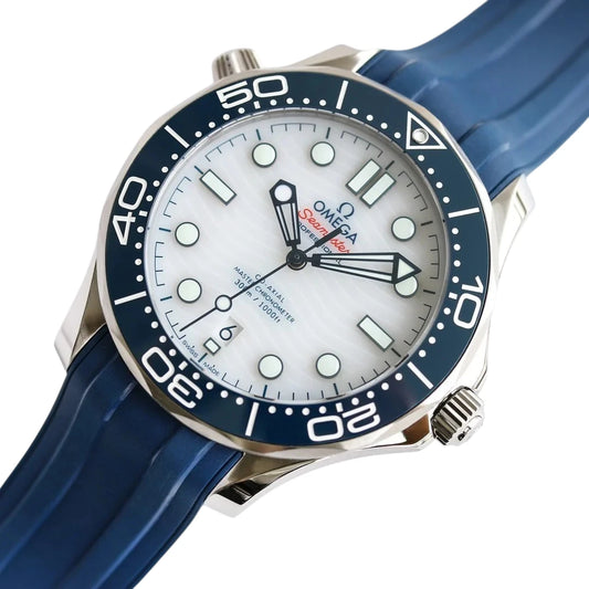 Omega Seamaster Mirror Original Watch for Men - White Dial, Blue Rubber Strap - Image 2