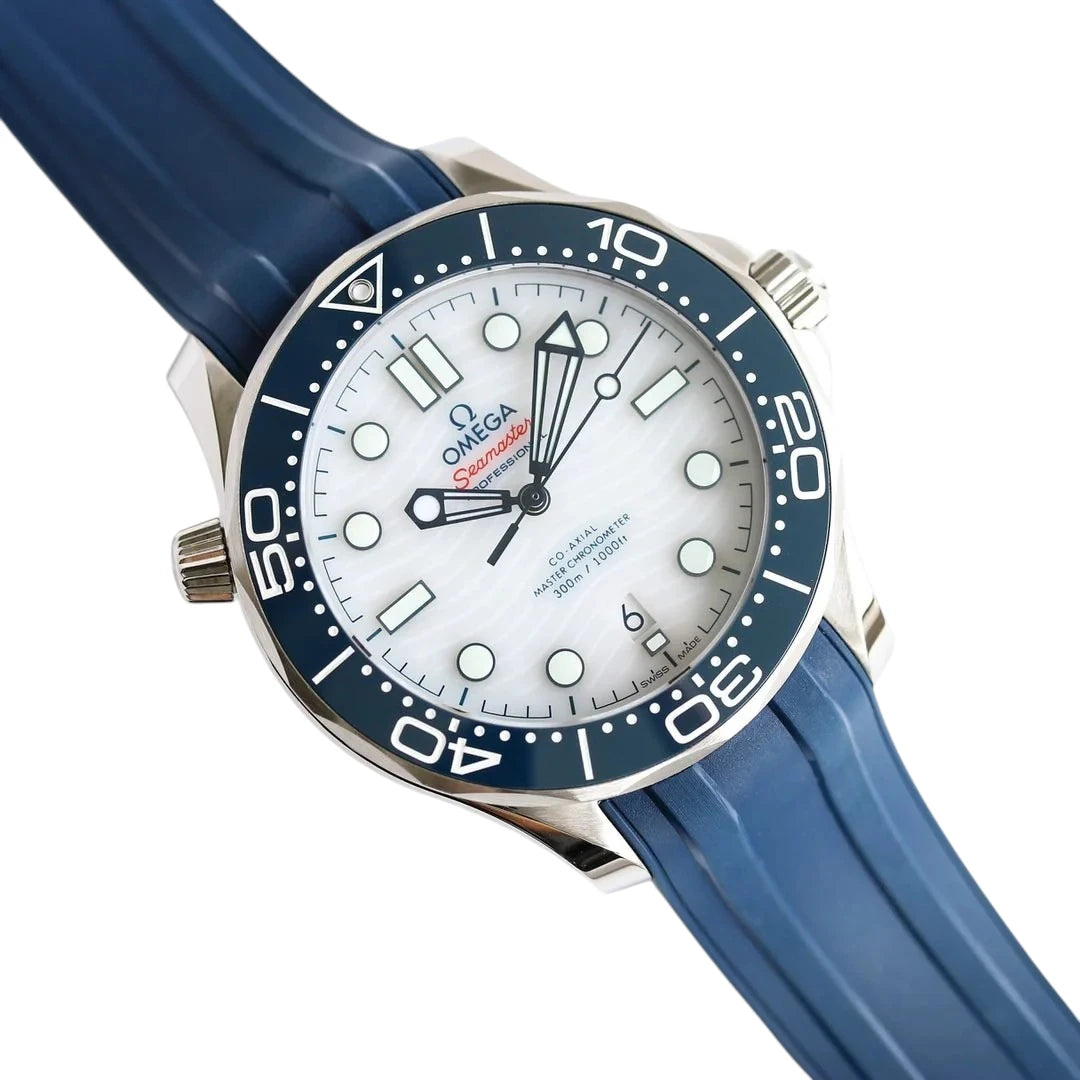 Omega Seamaster Mirror Original Watch for Men - White Dial, Blue Rubber Strap - Image 5