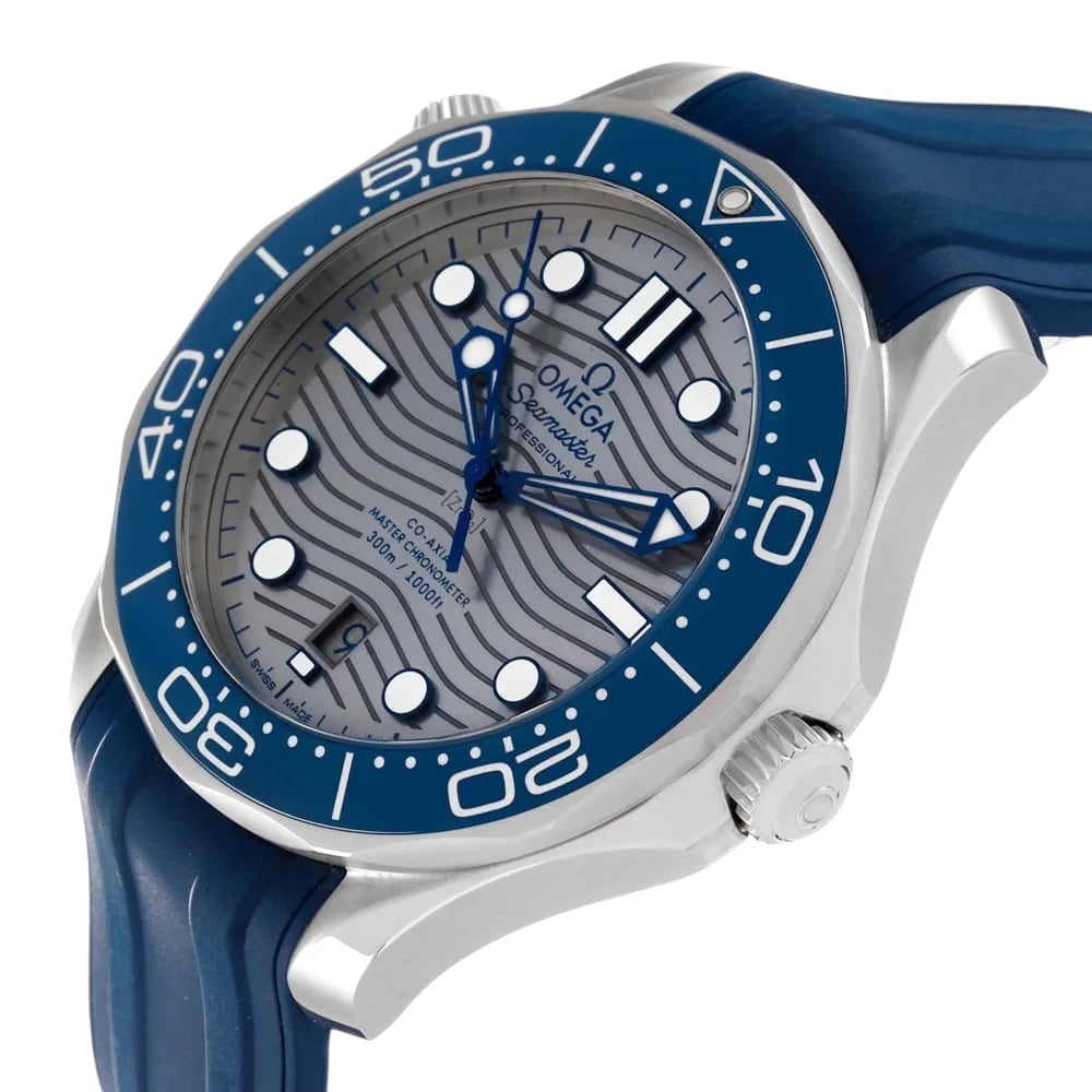 Omega Seamaster Mirror Original Watch for Men - Gray Dial, Blue Rubber Strap - Image 4