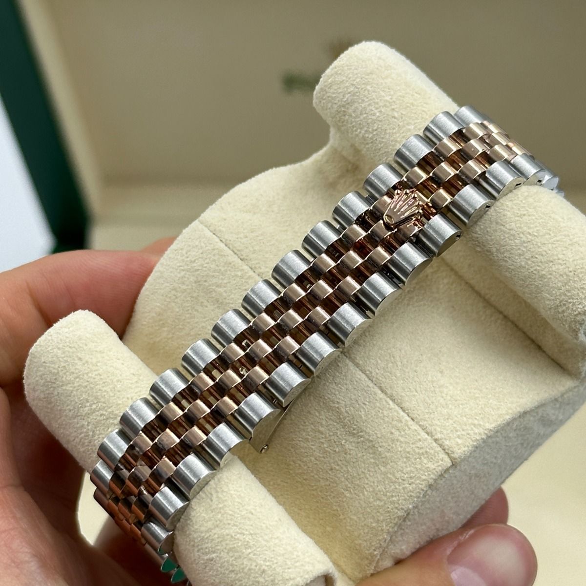 Rolex Datejust Mirror 31mm Brown dial Silver & Copper bracelet - image 4