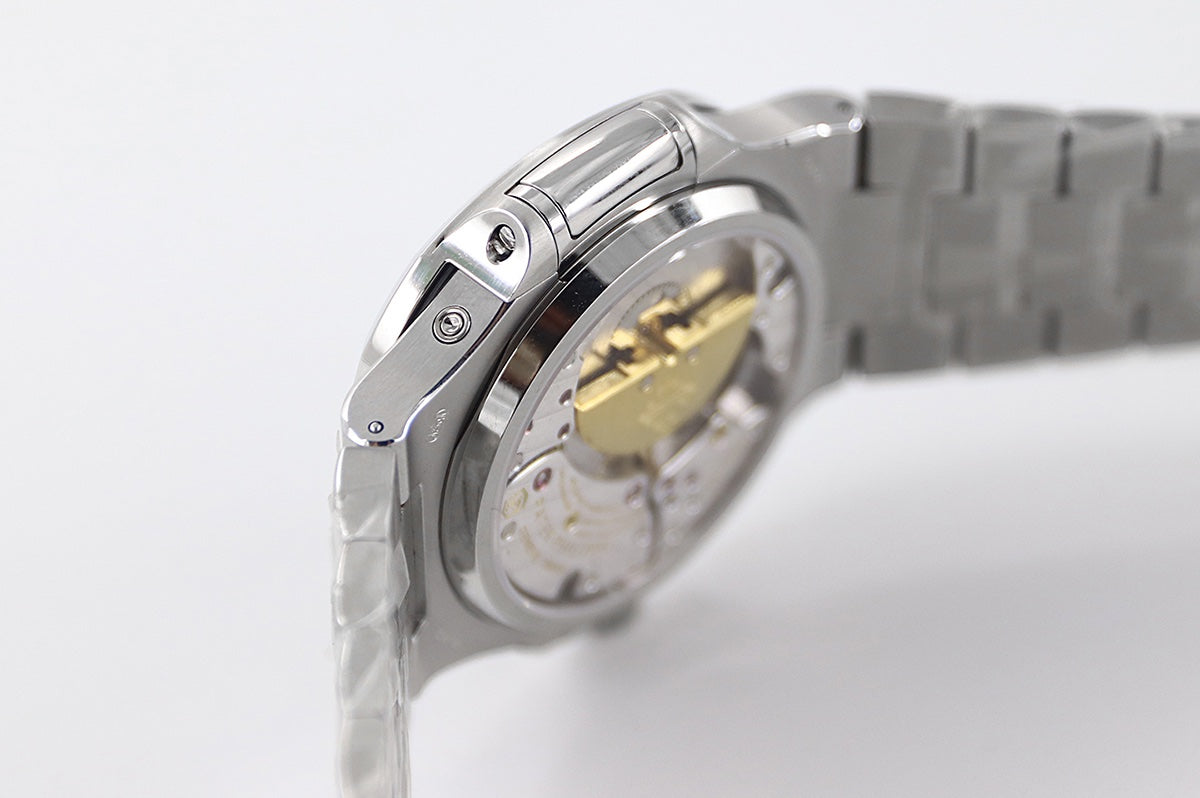 Patek Philippe Nautilus 5740/1G Mirror Watch - White