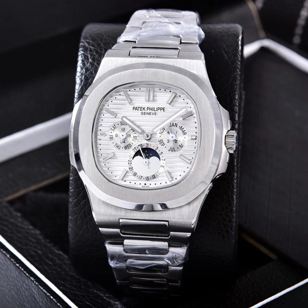 Patek Philippe Nautilus 5740/1G Mirror Watch - White