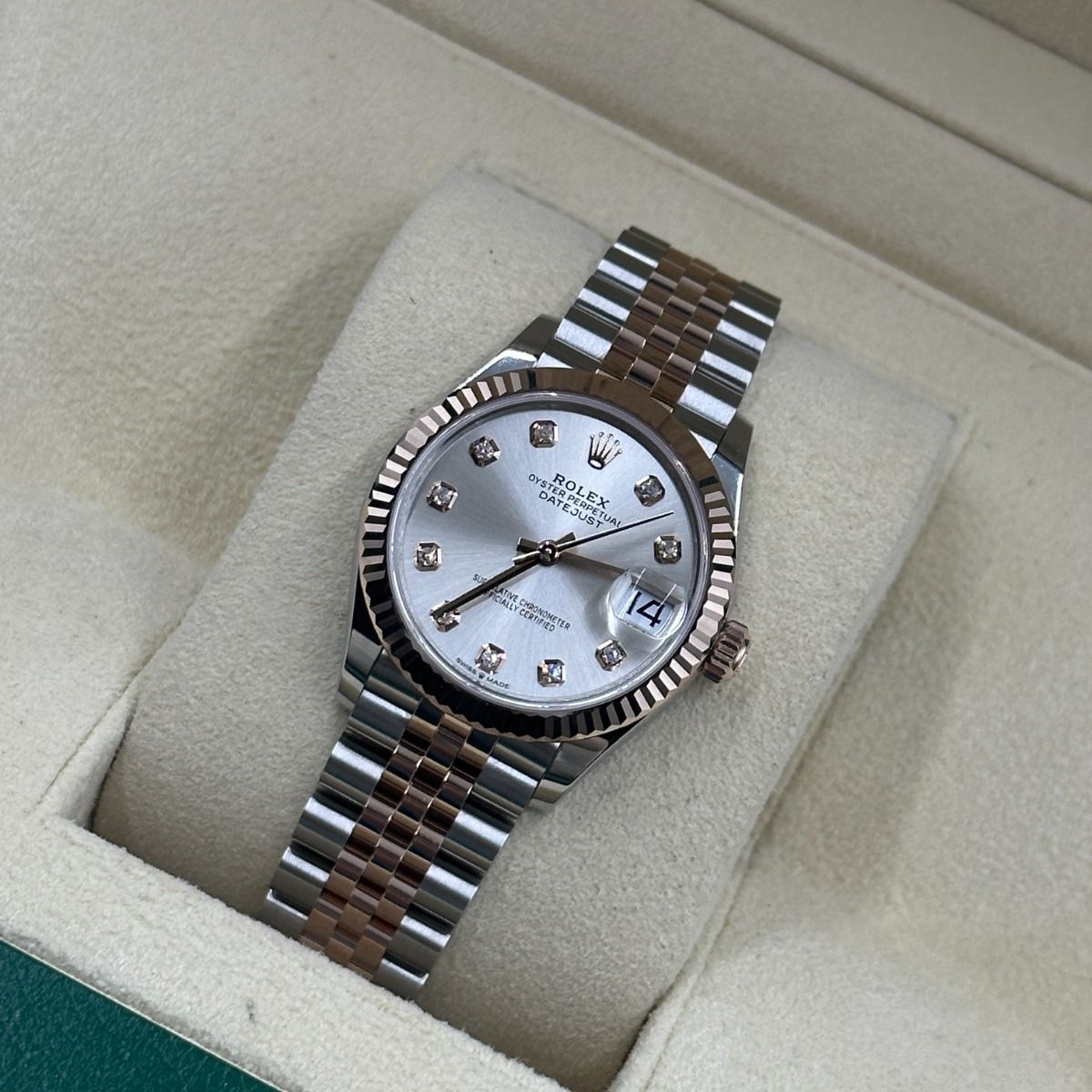 Rolex Datejust Mirror 31mm Silver dial Silver & Copper bracelet - image 7