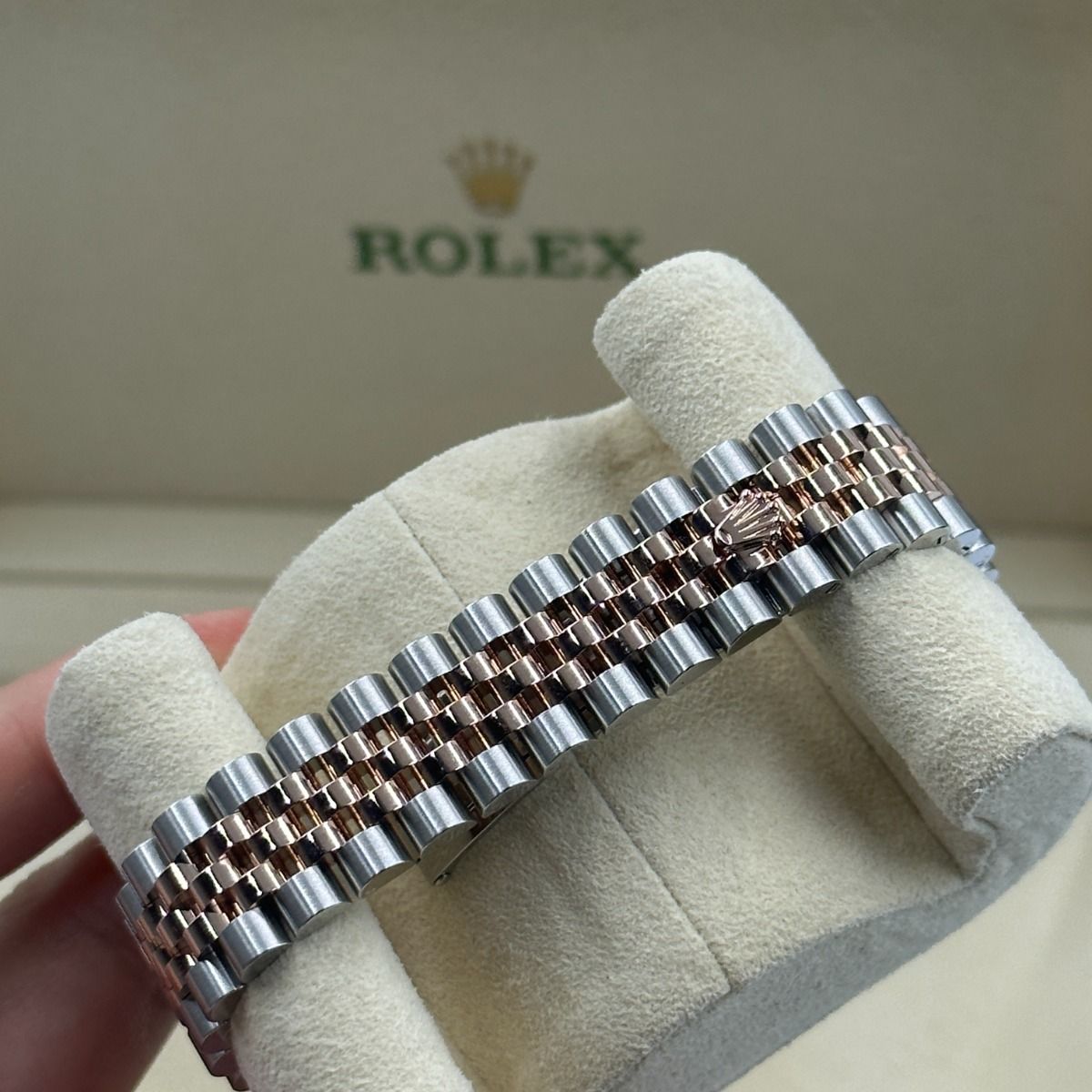 Rolex Datejust Mirror 31mm Silver dial Silver & Copper bracelet - image 9