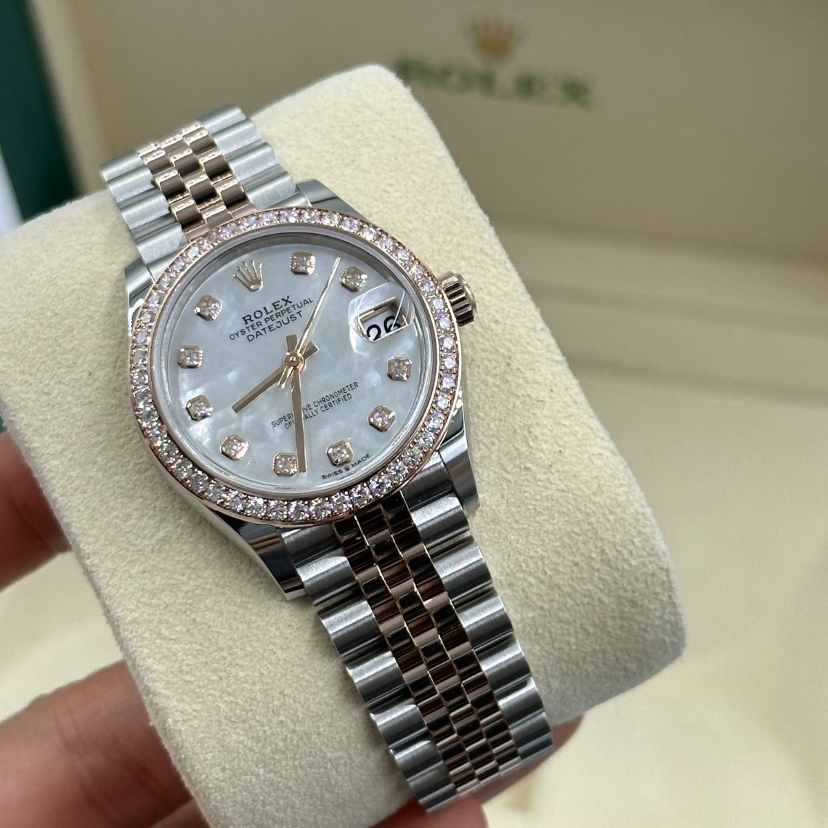 Rolex Datejust Mirror 31mm Silver dial Silver & Copper bracelet - image 6