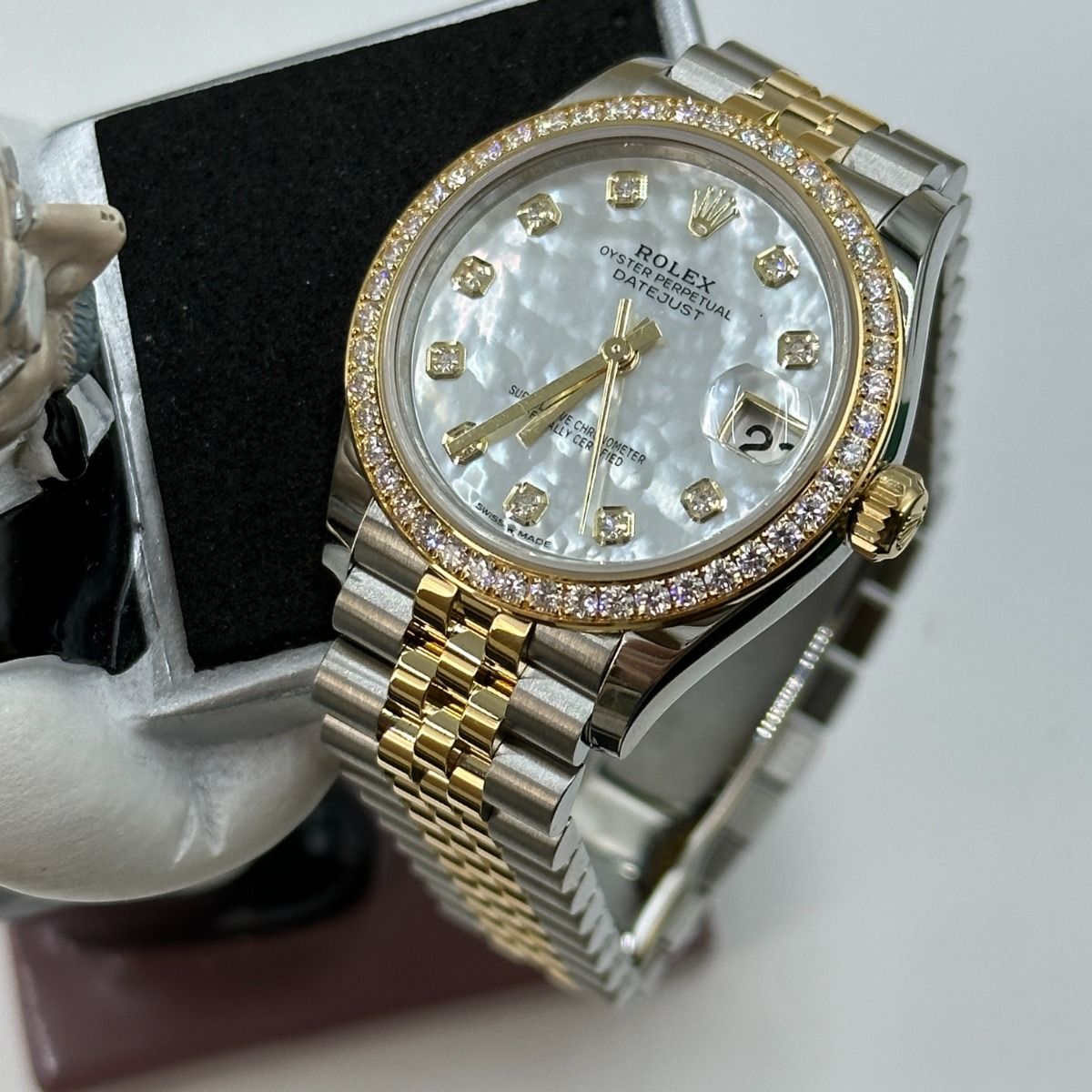 Rolex Datejust Mirror 31mm White dial Silver & Gold bracelet - image 3