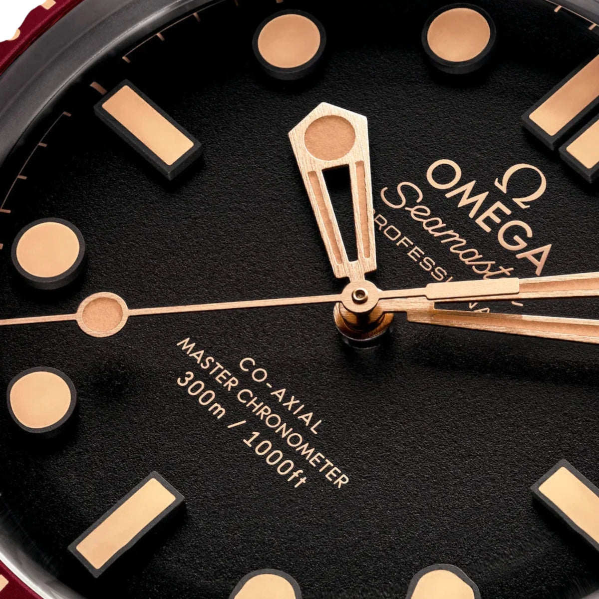 Omega Seamaster Mirror Original Watch for Men - Black Dial, Black Rubber Strap - Image 3