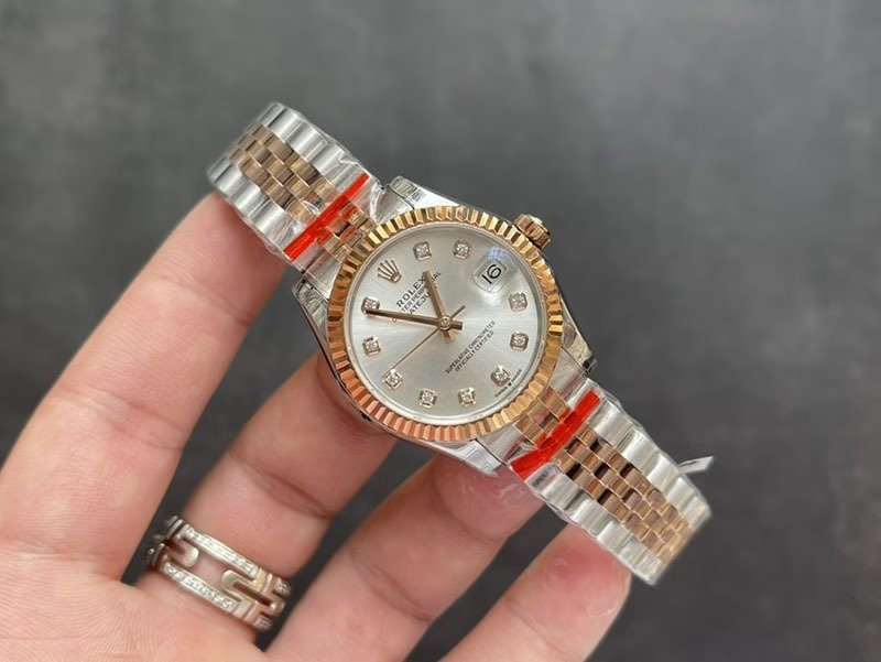 Rolex Datejust Mirror 31mm Silver dial Silver & Gold bracelet - image 2